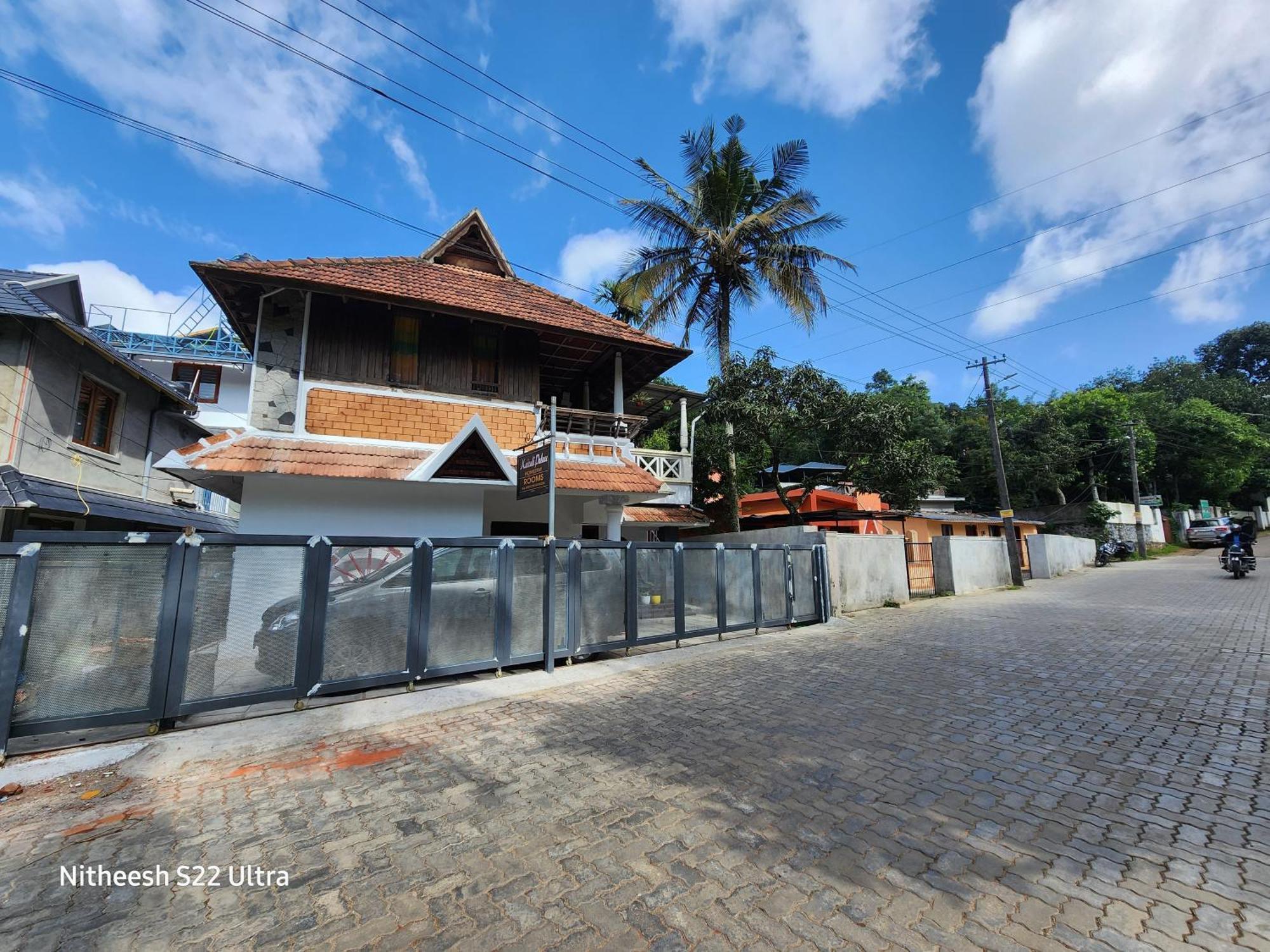 Kairali Palace Home Stay Thekkady Kültér fotó